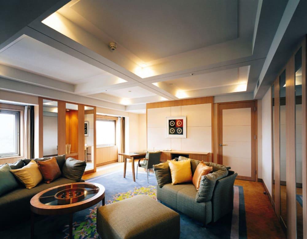 Fukuyama New Castle Hotel Esterno foto